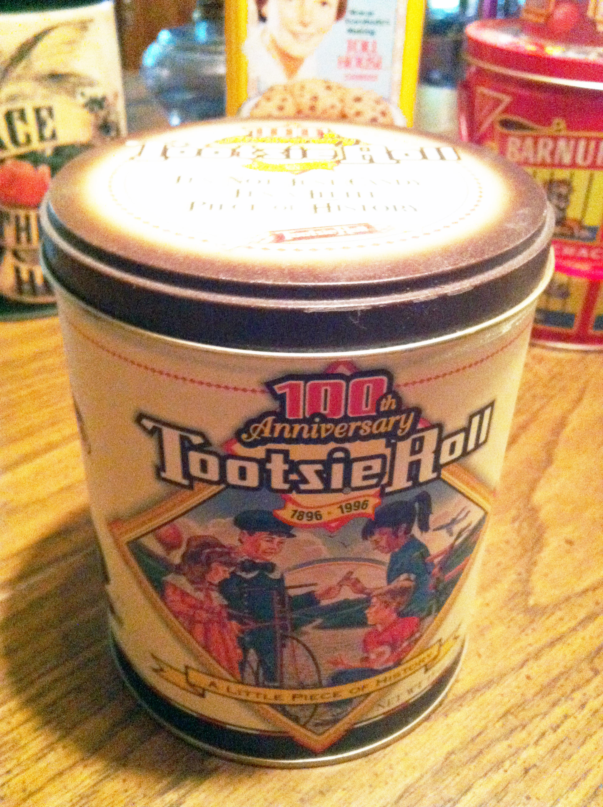 Tootsie Roll tin