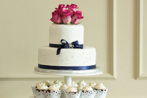 Wedding Cake- Almond