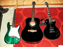 A picture of my three guitars